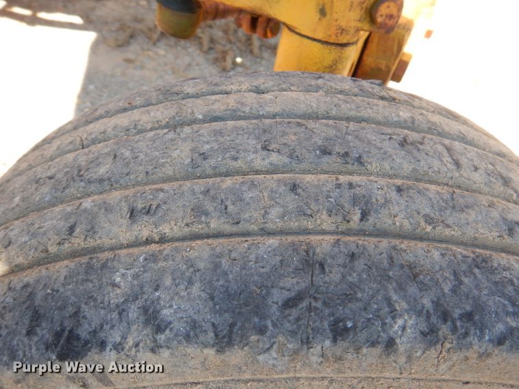 image for item DY9585 John Deere 300  tractor