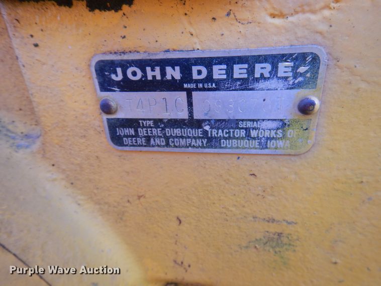 image for item DY9585 John Deere 300  tractor