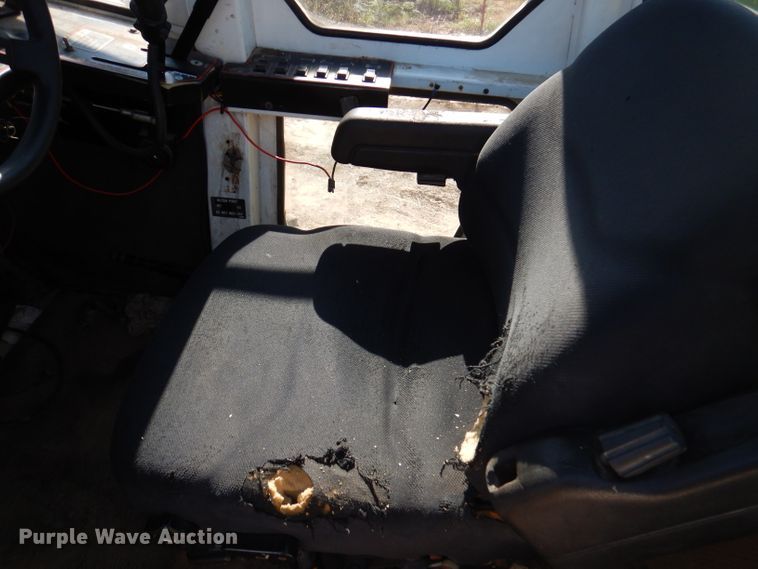 image for item DY9588 1995 Willmar 765  sprayer