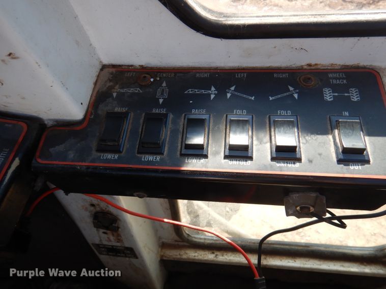 image for item DY9588 1995 Willmar 765  sprayer