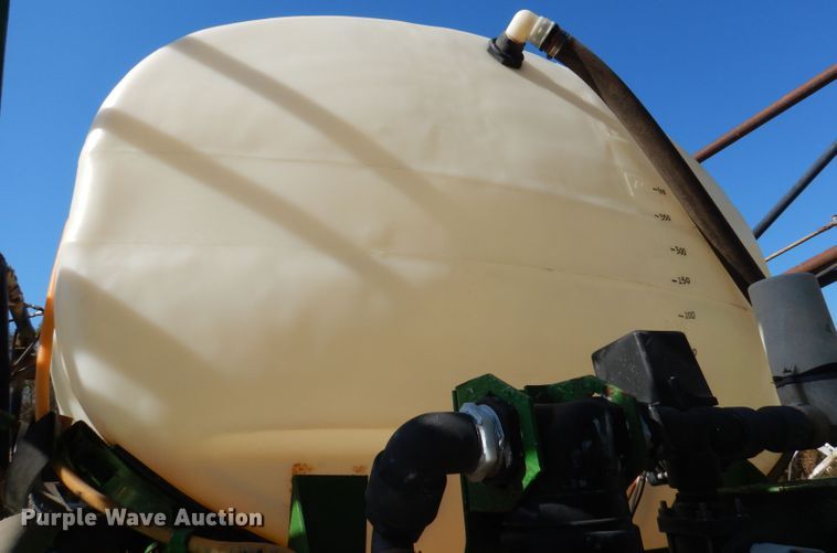 image for item DY9588 1995 Willmar 765  sprayer