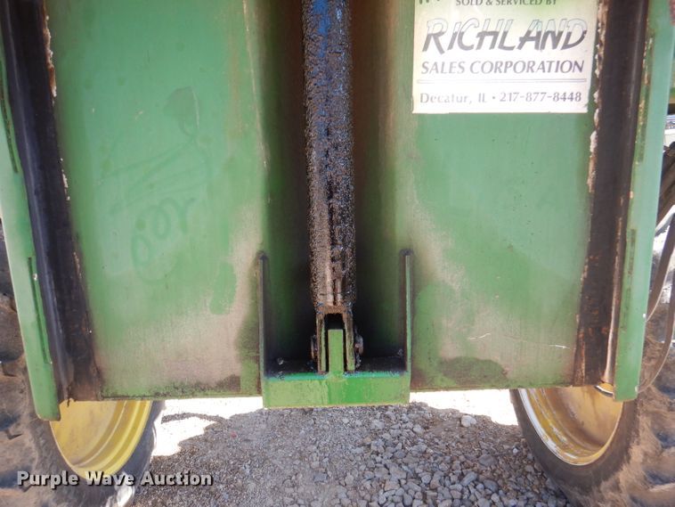 image for item DY9588 1995 Willmar 765  sprayer