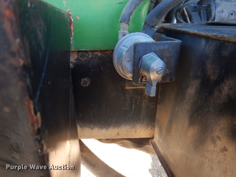 image for item DY9588 1995 Willmar 765  sprayer