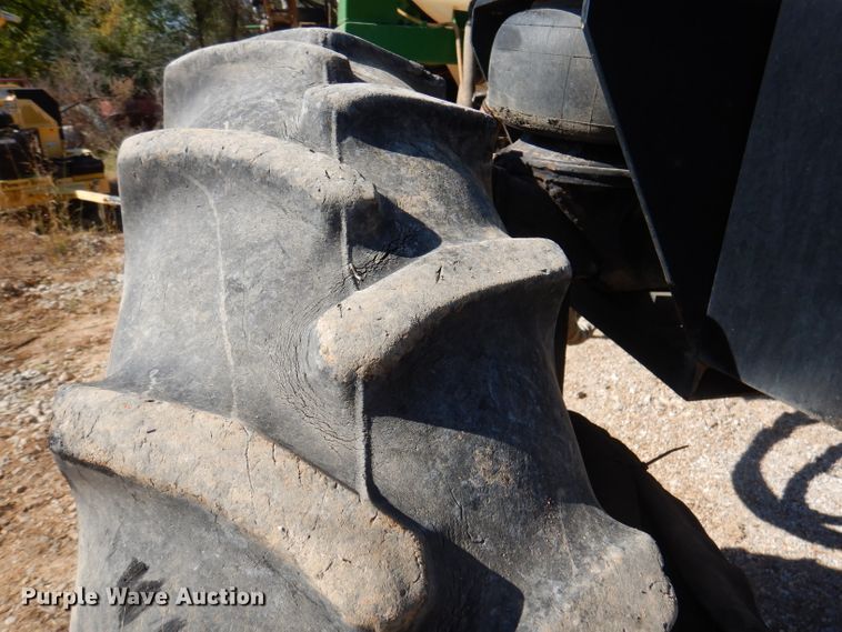 image for item DY9588 1995 Willmar 765  sprayer