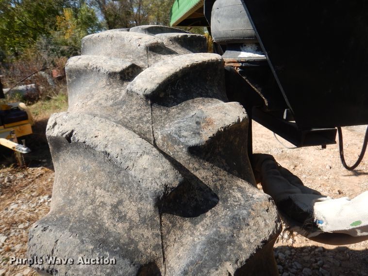 image for item DY9588 1995 Willmar 765  sprayer