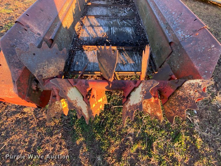 image for item EL9586 New Holland 328 manure spreader