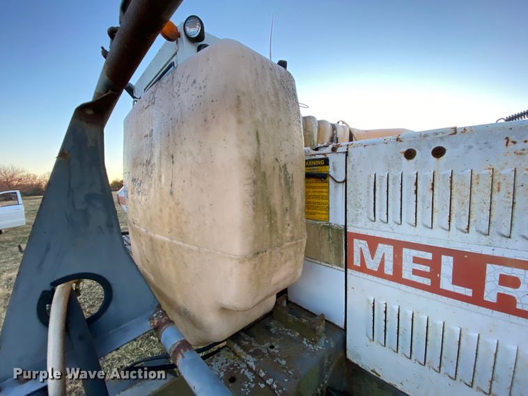 image for item EL9587 Melroe SpraCoupe 220  sprayer