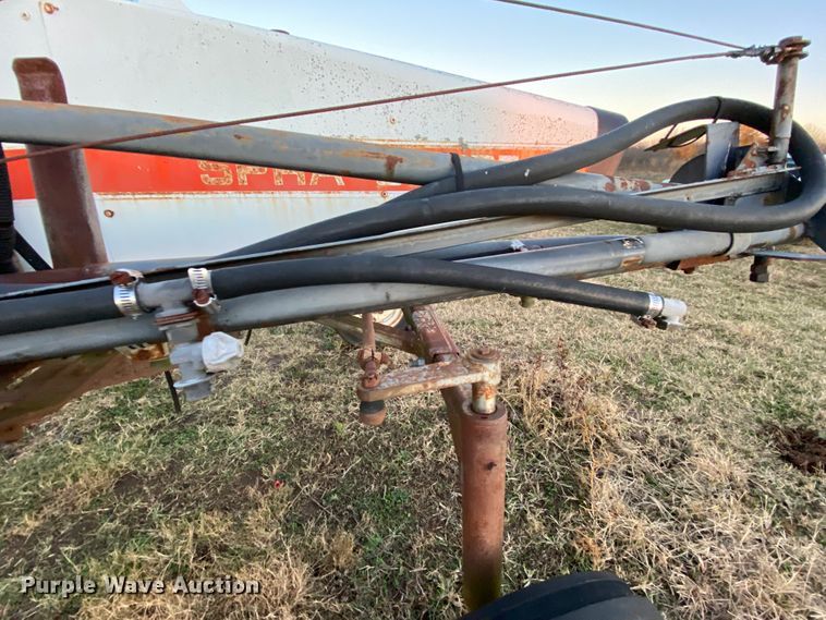 image for item EL9587 Melroe SpraCoupe 220  sprayer