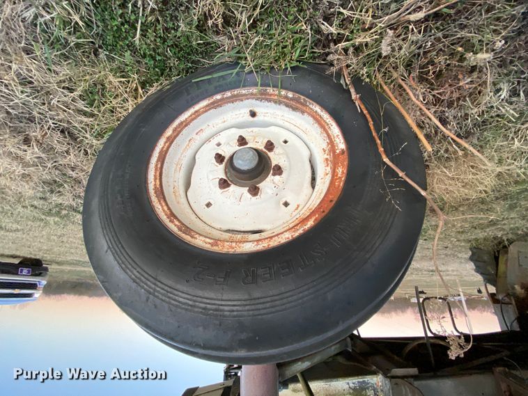 image for item EL9587 Melroe SpraCoupe 220  sprayer