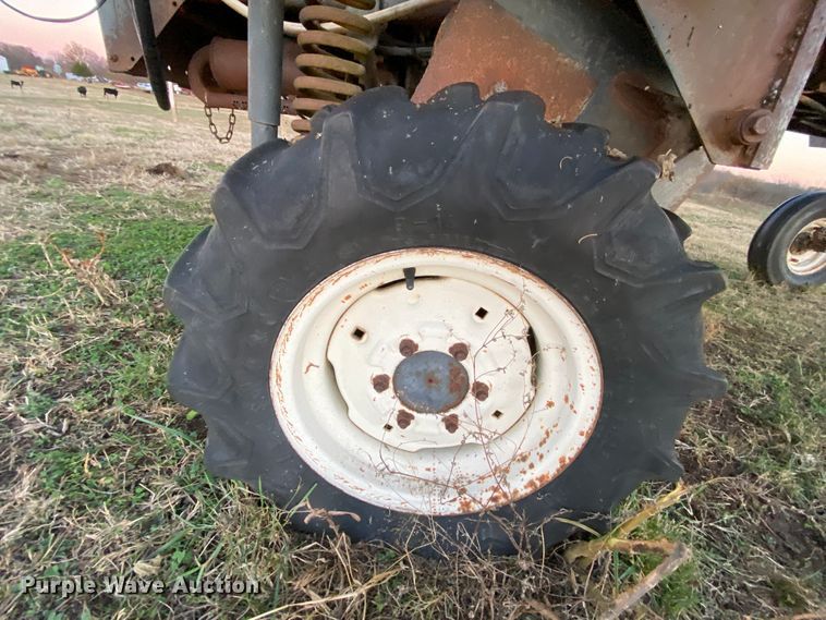 image for item EL9587 Melroe SpraCoupe 220  sprayer