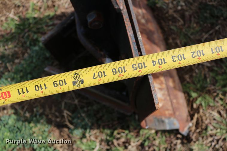 image for item EO9851 John Deere 3955 five bottom switch plow