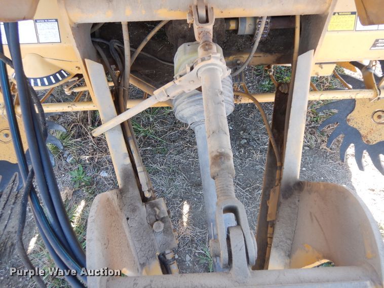 image for item EY9053 Vermeer 605J  round baler