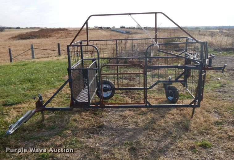 image for item FG9630 Safety zone calf catcher