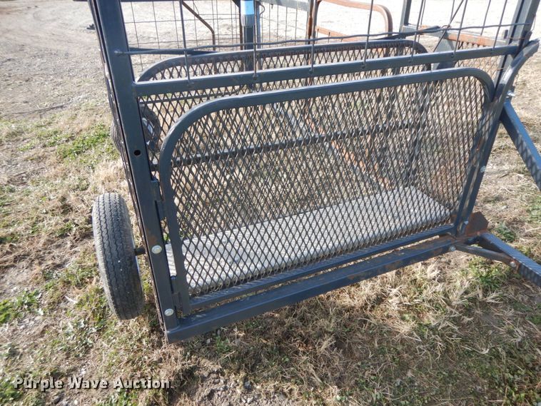 image for item FG9630 Safety zone calf catcher