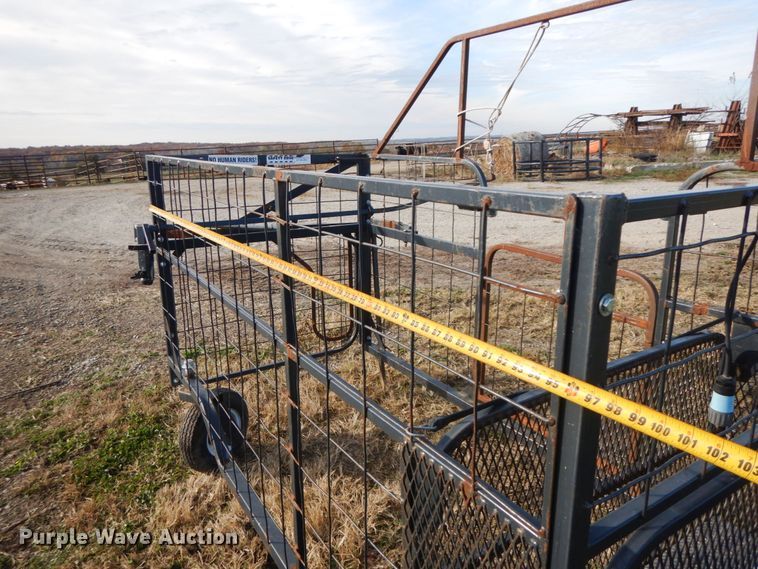 image for item FG9630 Safety zone calf catcher