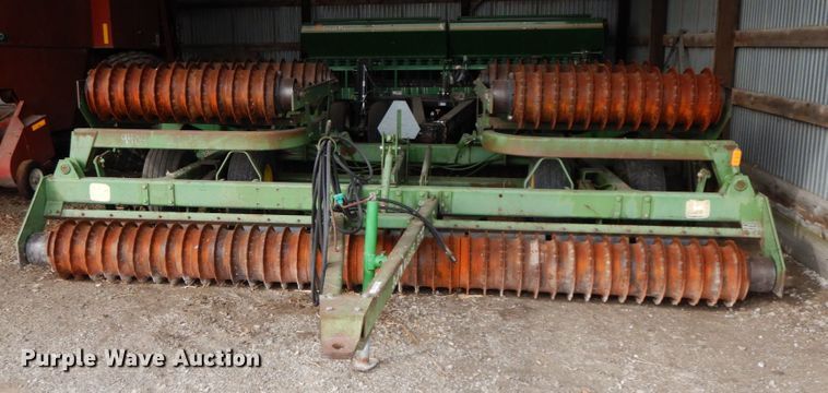 image for item FG9634 John Deere 970 cultipacker