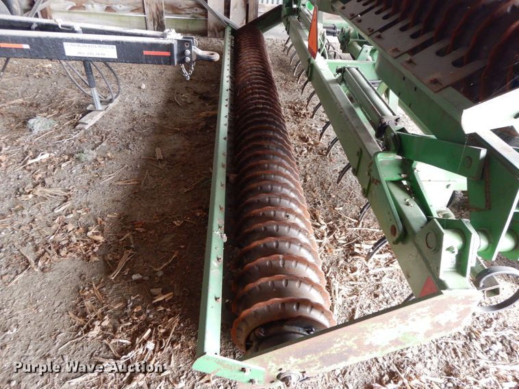 image for item FG9634 John Deere 970 cultipacker