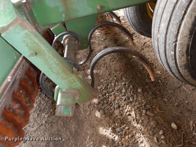 image for item FG9634 John Deere 970 cultipacker