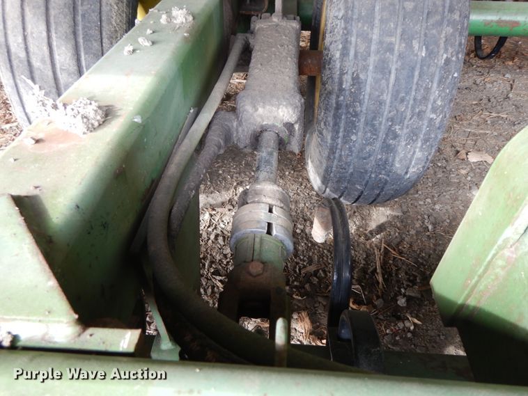 image for item FG9634 John Deere 970 cultipacker