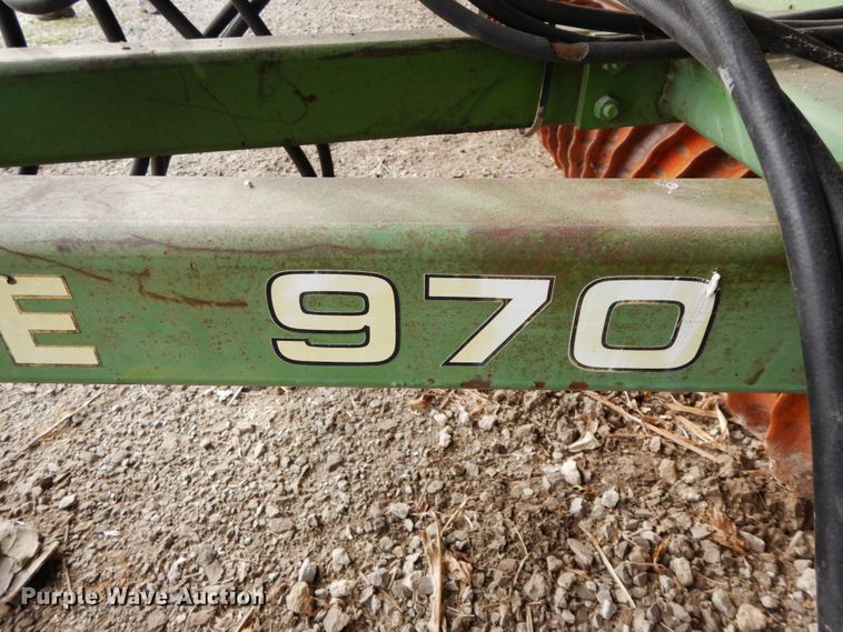 image for item FG9634 John Deere 970 cultipacker