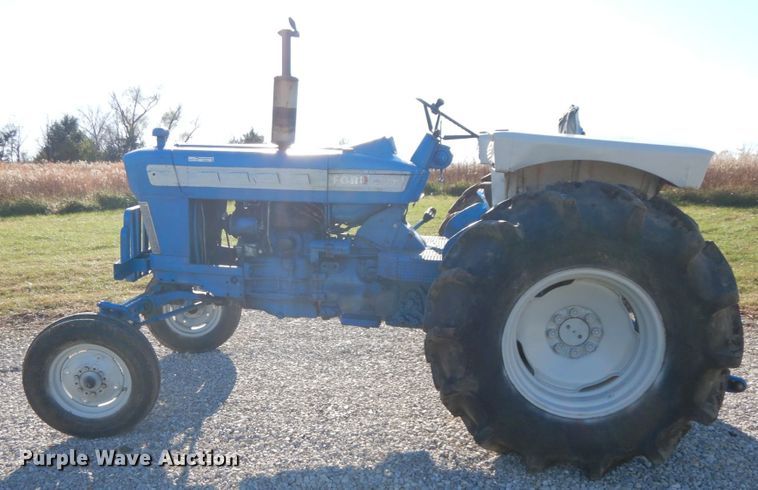 image for item FG9692 Ford 4000  tractor
