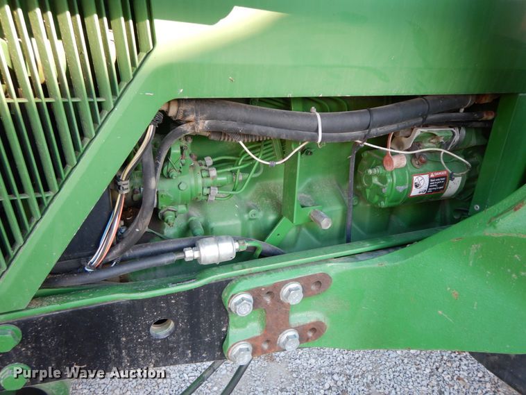 image for item FG9695 1996 John Deere 7600  tractor