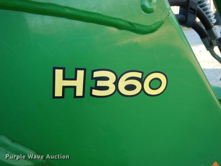 image for item FG9695 1996 John Deere 7600  tractor