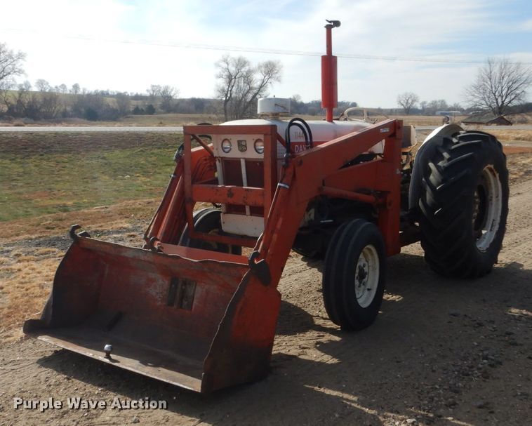 image for item FT9248 David Brown 990  tractor