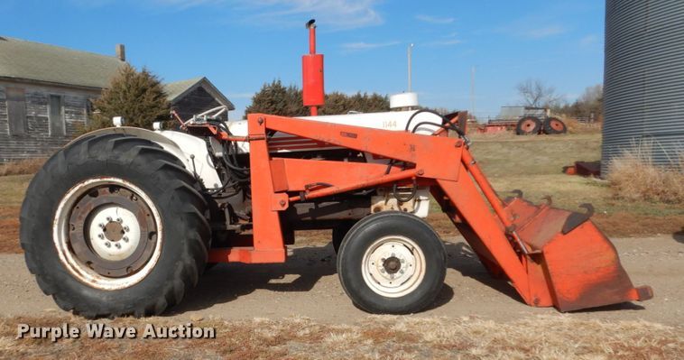 image for item FT9248 David Brown 990  tractor