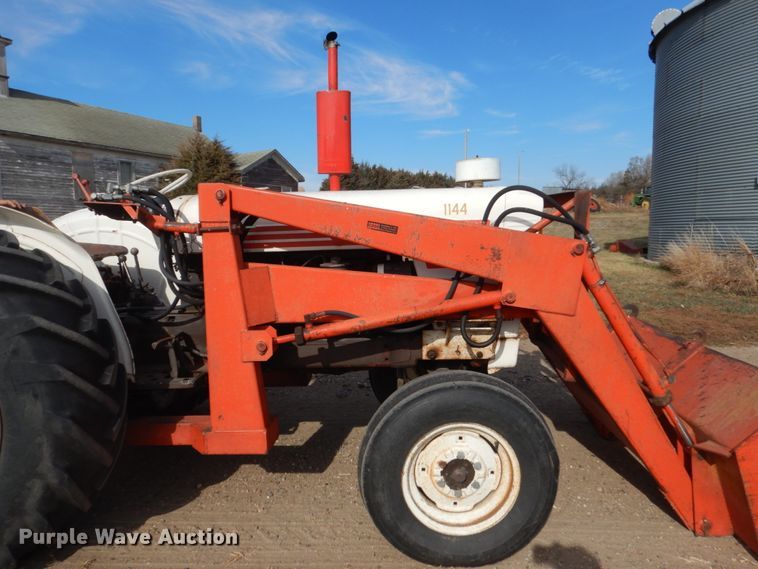 image for item FT9248 David Brown 990  tractor