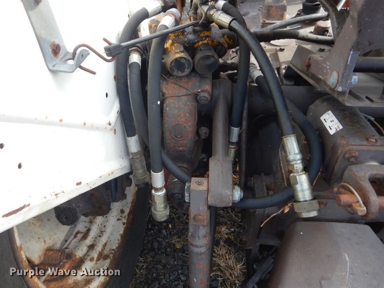 image for item FT9248 David Brown 990  tractor