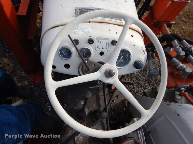 image for item FT9248 David Brown 990  tractor