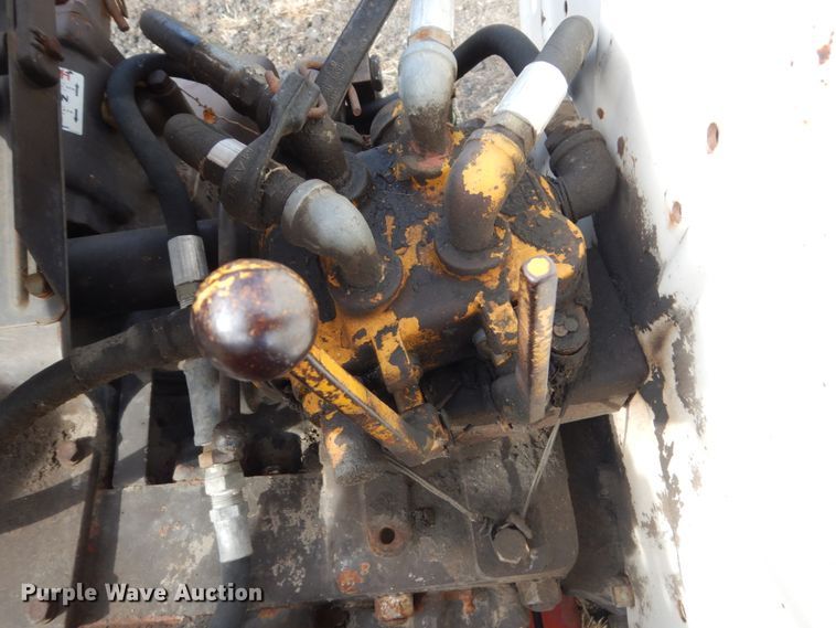 image for item FT9248 David Brown 990  tractor