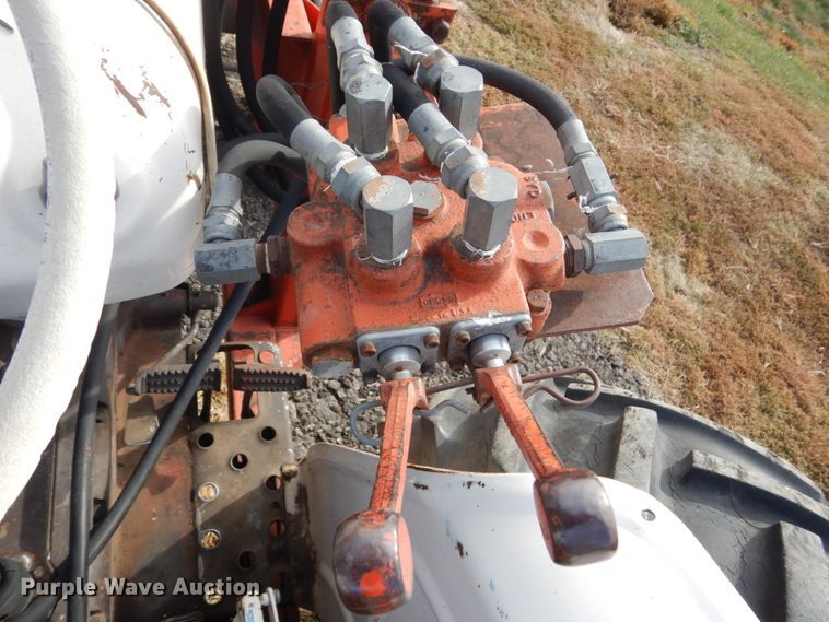 image for item FT9248 David Brown 990  tractor