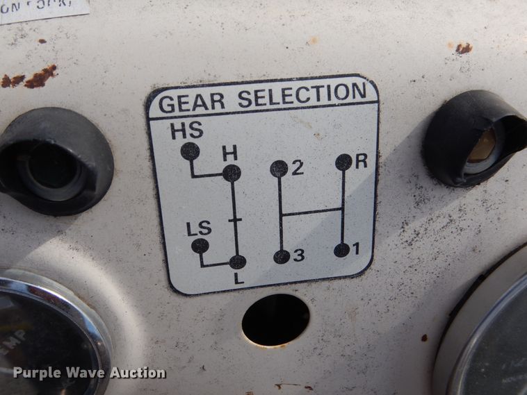 image for item FT9248 David Brown 990  tractor