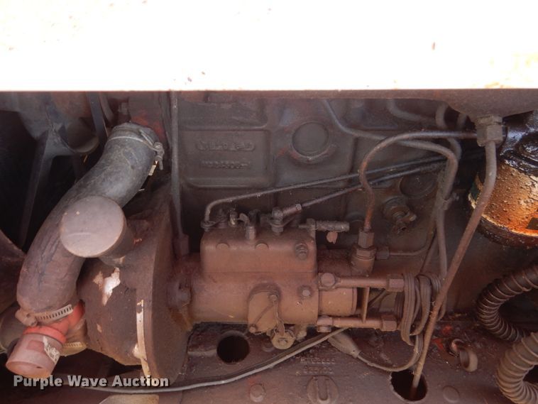 image for item FT9248 David Brown 990  tractor