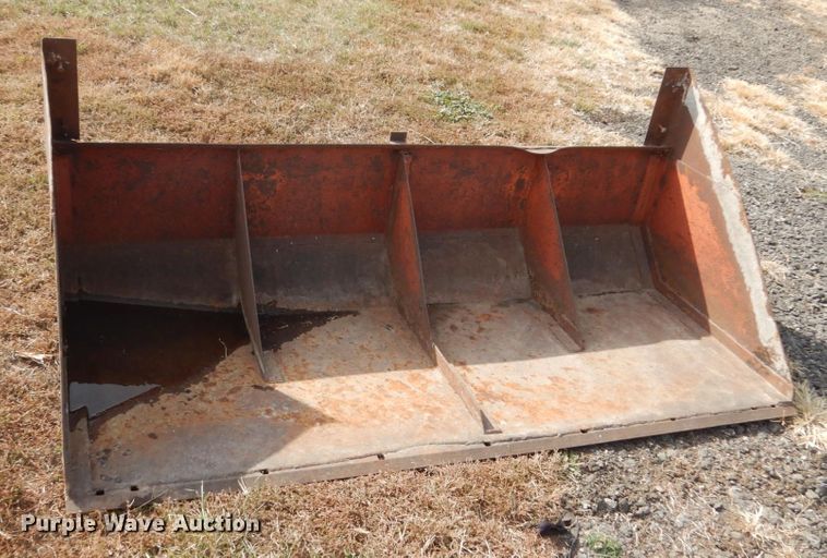 image for item FT9248 David Brown 990  tractor