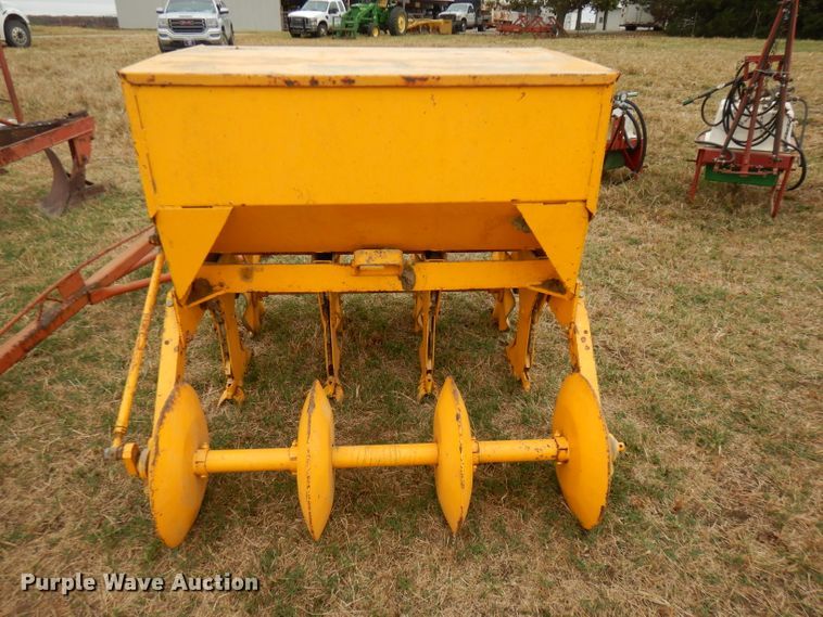 image for item FW9820 Ag equipment