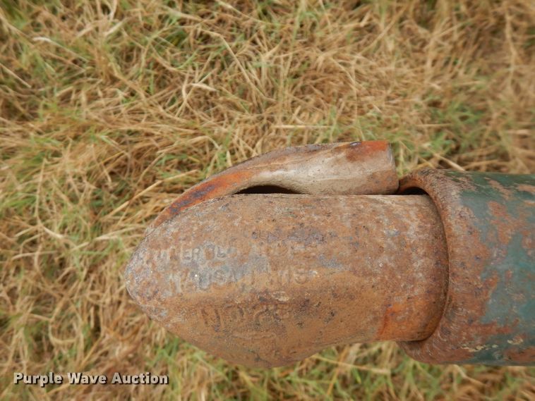 image for item FW9824 Massey-Ferguson 110 manure spreader