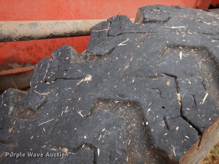 image for item FW9824 Massey-Ferguson 110 manure spreader