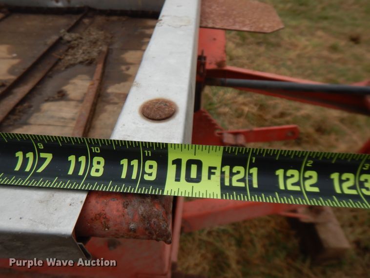 image for item FW9824 Massey-Ferguson 110 manure spreader