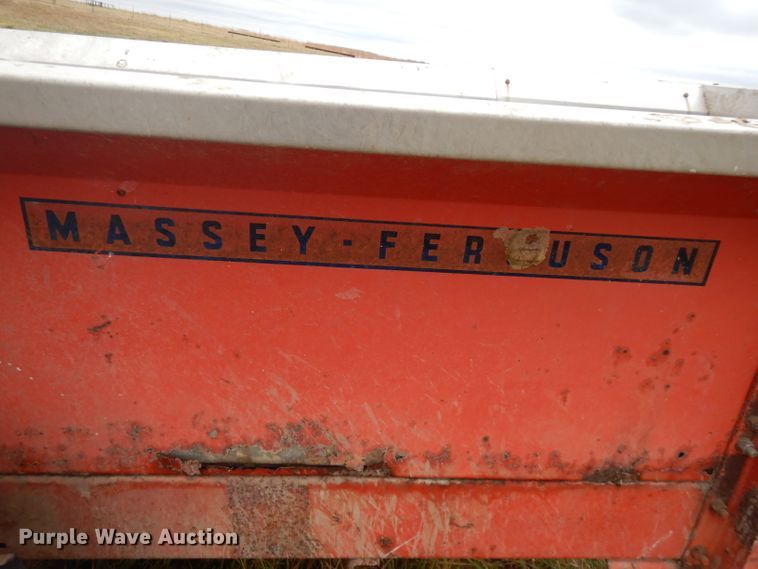 image for item FW9824 Massey-Ferguson 110 manure spreader