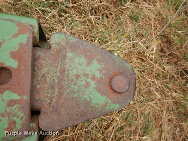 image for item FW9827 John Deere blade