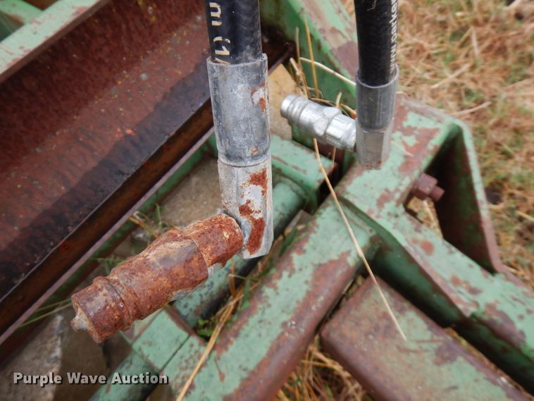 image for item FW9827 John Deere blade