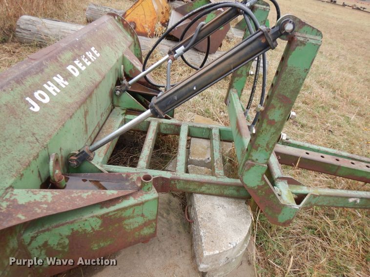 image for item FW9827 John Deere blade