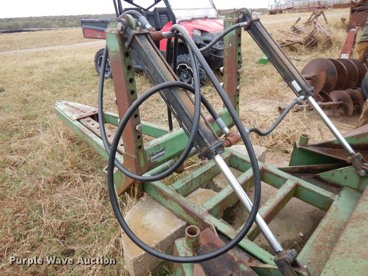 image for item FW9827 John Deere blade