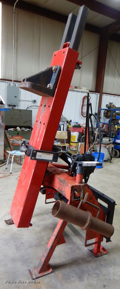 image for item FW9831 Wheatheart High & Heavy Hitter post driver