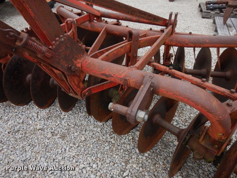 image for item FW9835 Massey-Ferguson 25 tandem disk