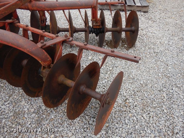 image for item FW9835 Massey-Ferguson 25 tandem disk