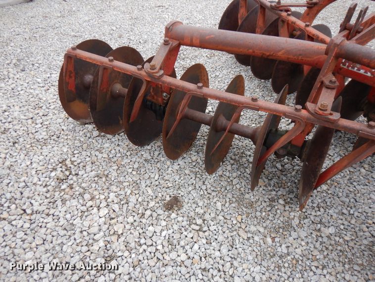 image for item FW9835 Massey-Ferguson 25 tandem disk